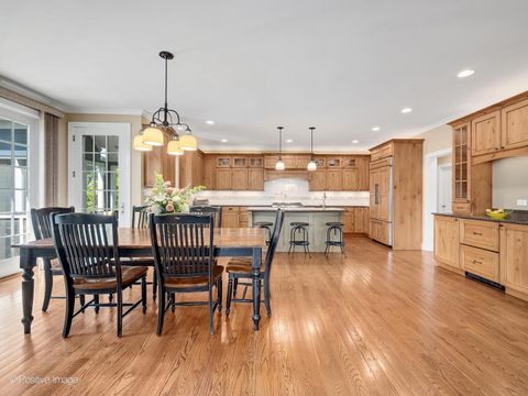 Tiny photo for 610 S WASHINGTON Street, Elmhurst, IL 60126 (MLS # 12613015)