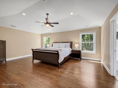 Tiny photo for 610 S WASHINGTON Street, Elmhurst, IL 60126 (MLS # 12613015)