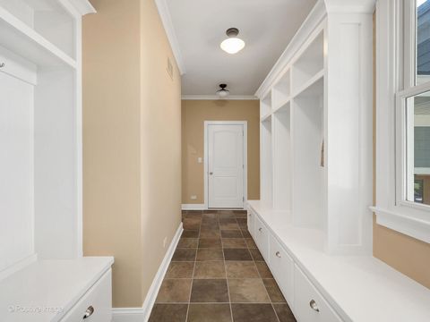 Tiny photo for 610 S WASHINGTON Street, Elmhurst, IL 60126 (MLS # 12613015)