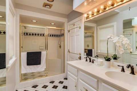 Tiny photo for 1232 Elmwood Avenue, Wilmette, IL 60091 (MLS # 12574109)