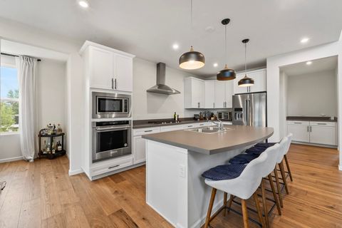 Tiny photo for 940 Treeline Drive, Algonquin, IL 60102 (MLS # 12409466)