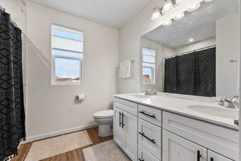 Tiny photo for 940 Treeline Drive, Algonquin, IL 60102 (MLS # 12409466)