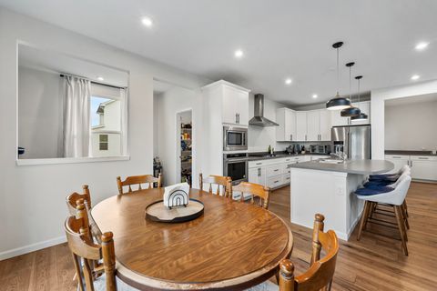 Tiny photo for 940 Treeline Drive, Algonquin, IL 60102 (MLS # 12409466)