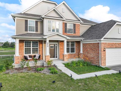 Tiny photo for 940 Treeline Drive, Algonquin, IL 60102 (MLS # 12409466)