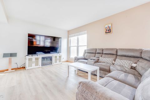 Tiny photo for 579 Rebecca Lane, Bolingbrook, IL 60440 (MLS # 12618234)