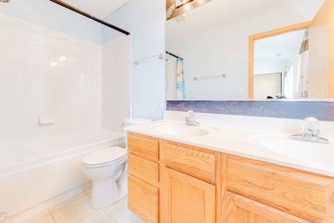 Tiny photo for 579 Rebecca Lane, Bolingbrook, IL 60440 (MLS # 12618234)