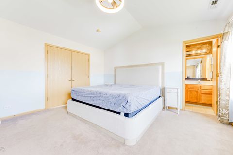 Tiny photo for 579 Rebecca Lane, Bolingbrook, IL 60440 (MLS # 12618234)