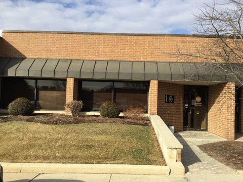 927 W Liberty Drive Wheaton IL 60187