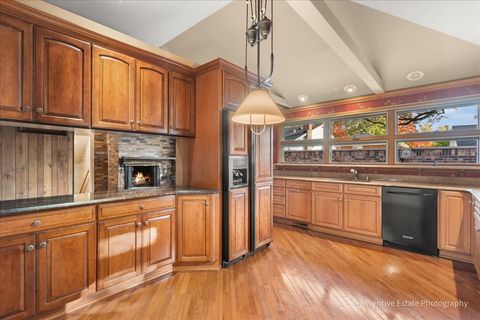 Tiny photo for 814 S Saylor Avenue, Elmhurst, IL 60126 (MLS # 12509783)