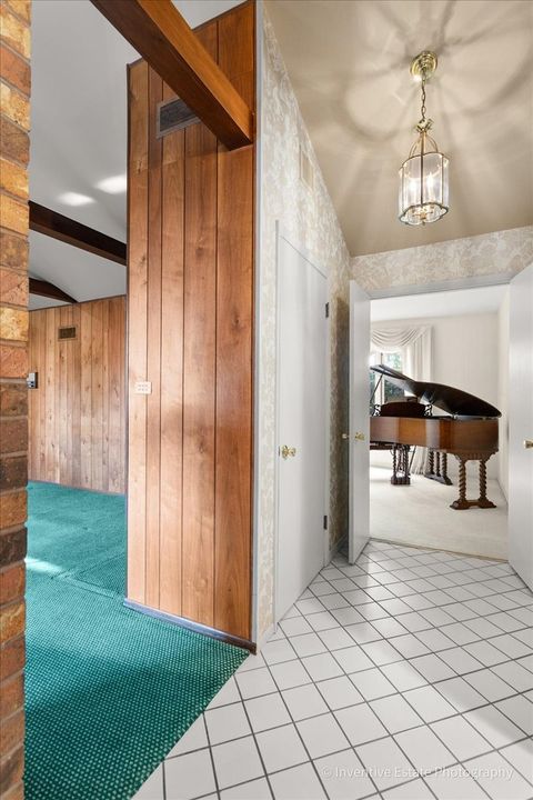 Tiny photo for 814 S Saylor Avenue, Elmhurst, IL 60126 (MLS # 12509783)