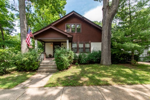 Photo of 325 N JACKSON Street, Waukegan, IL 60085 (MLS # 12794689)