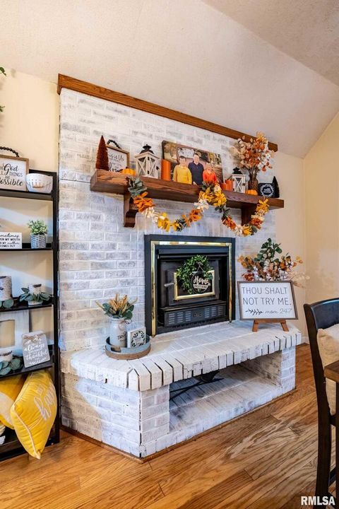 Tiny photo for 522 N DIVISION Street, Carterville, IL 62918 (MLS # QC4267513)