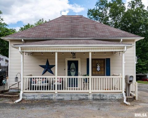 Photo of 522 N DIVISION Street, Carterville, IL 62918 (MLS # QC4267513)