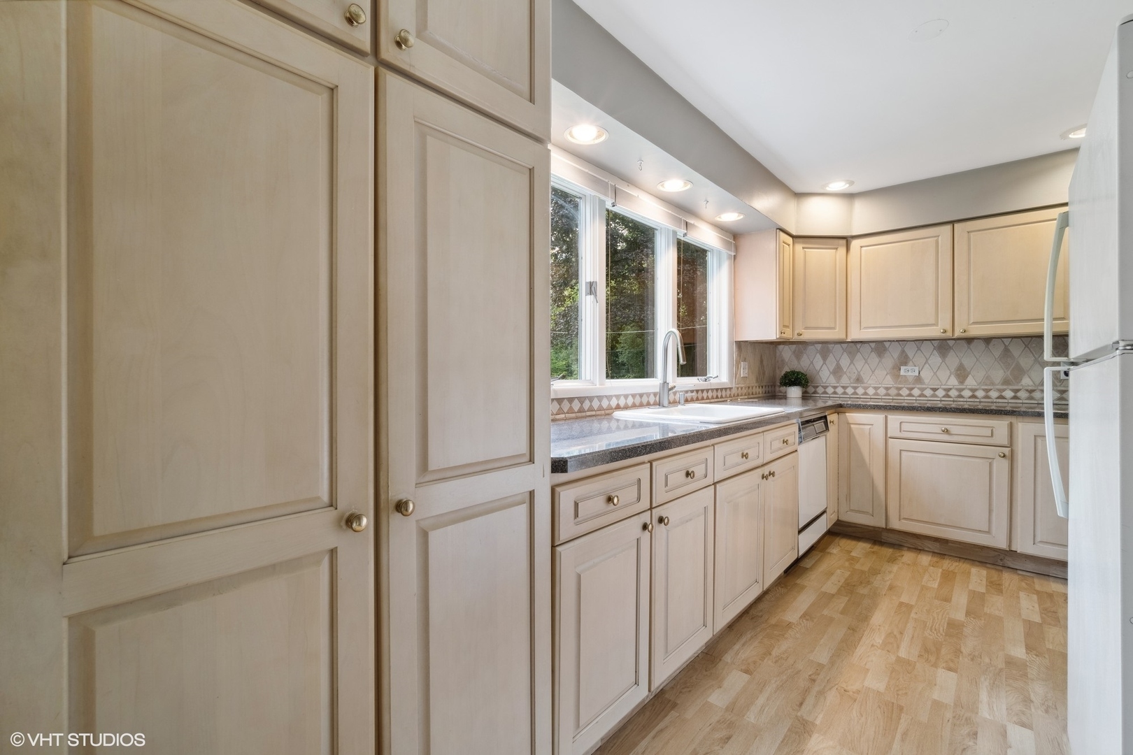 1720 Longvalley Road