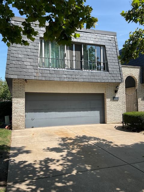 A home in Oak Lawn