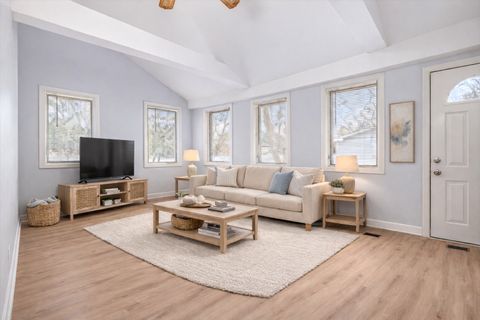 Tiny photo for 27W347 Washington Avenue, Winfield, IL 60190 (MLS # 12580387)