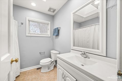 Tiny photo for 27W347 Washington Avenue, Winfield, IL 60190 (MLS # 12580387)