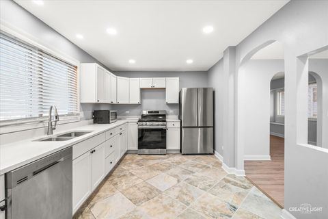 Tiny photo for 27W347 Washington Avenue, Winfield, IL 60190 (MLS # 12580387)