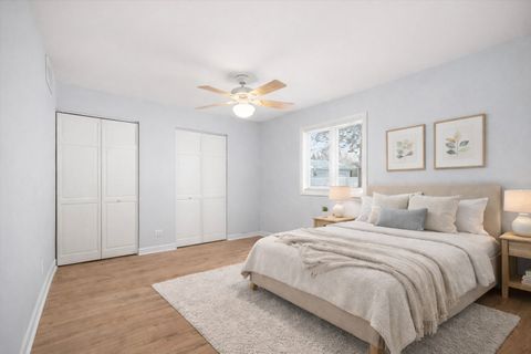 Tiny photo for 27W347 Washington Avenue, Winfield, IL 60190 (MLS # 12580387)