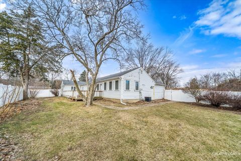 Tiny photo for 27W347 Washington Avenue, Winfield, IL 60190 (MLS # 12580387)