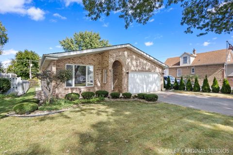 Tiny photo for 8214 45th Street, Lyons, IL 60534 (MLS # 12485965)