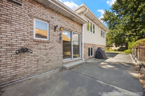 Tiny photo for 8214 45th Street, Lyons, IL 60534 (MLS # 12485965)