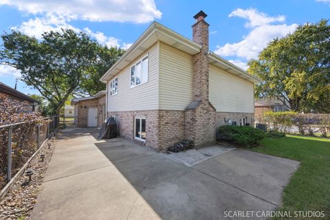Tiny photo for 8214 45th Street, Lyons, IL 60534 (MLS # 12485965)