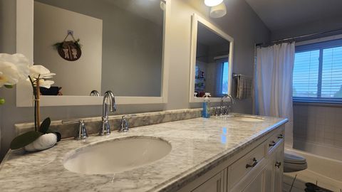 Tiny photo for 843 S School Street, Lombard, IL 60148 (MLS # 12606441)