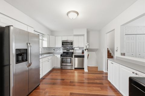 Tiny photo for 843 S School Street, Lombard, IL 60148 (MLS # 12606441)