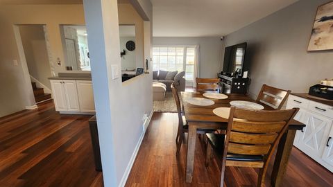 Tiny photo for 843 S School Street, Lombard, IL 60148 (MLS # 12606441)