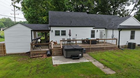 Tiny photo for 14045 State Highway 34 Highway, Benton, IL 62812 (MLS # 12656781)