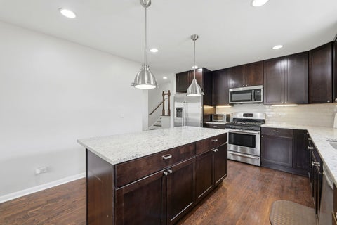 Tiny photo for 389 Michael John Drive, Park Ridge, IL 60068 (MLS # 12686027)