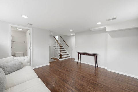 Tiny photo for 389 Michael John Drive, Park Ridge, IL 60068 (MLS # 12686027)
