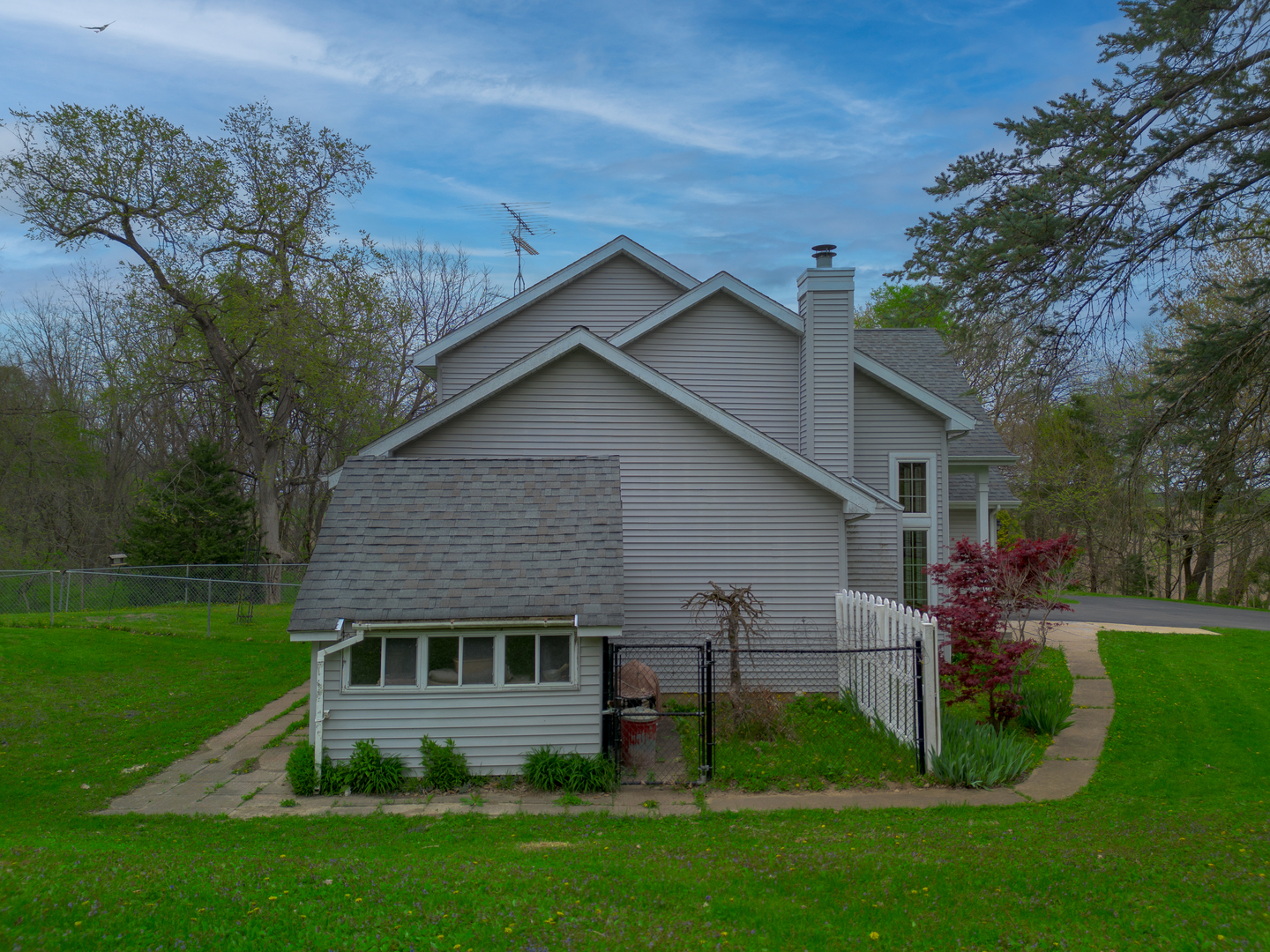 1102 Lost Nation Road