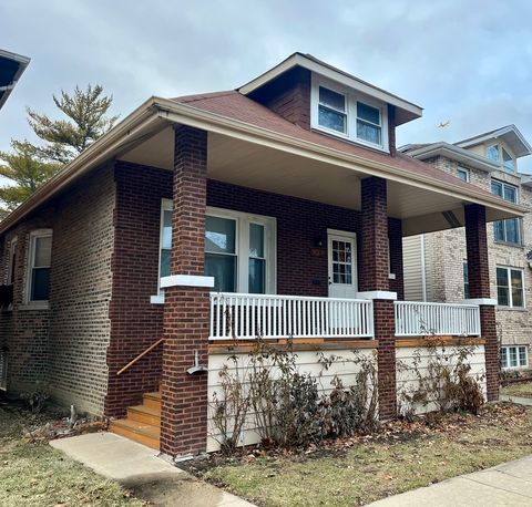 Photo of 5312 N Laramie Avenue, Chicago, IL 60630 (MLS # 12551000)