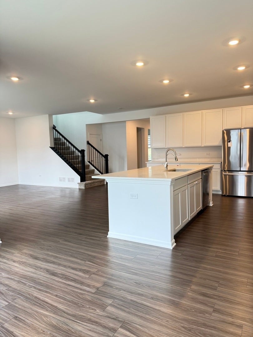 1017 DR. JOHN BURKEY Drive