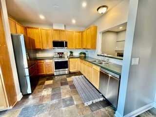 18 New Haven Drive 18