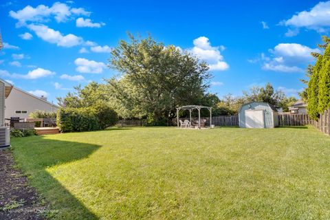 Tiny photo for 24860 Madison Street, Plainfield, IL 60544 (MLS # 12478241)
