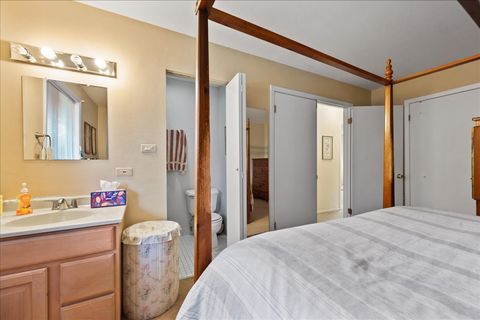 Tiny photo for 1244 Loughborough Court, Wheaton, IL 60189 (MLS # 12485345)