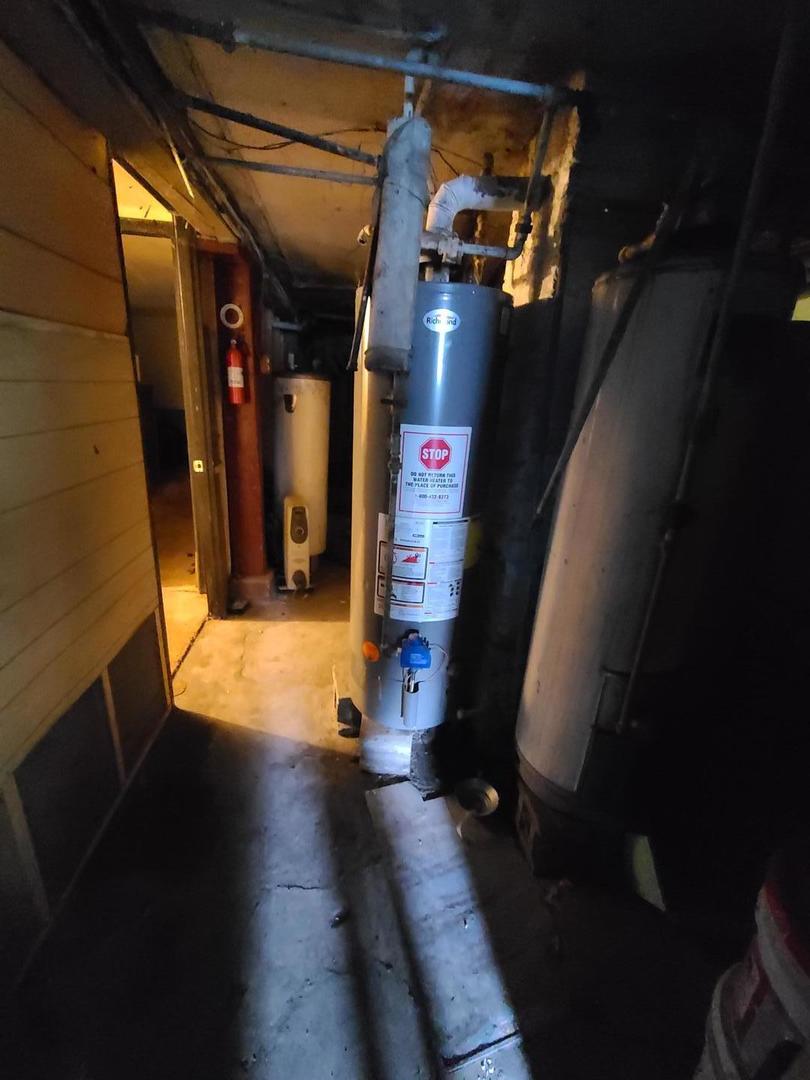 120 E Kensington Avenue