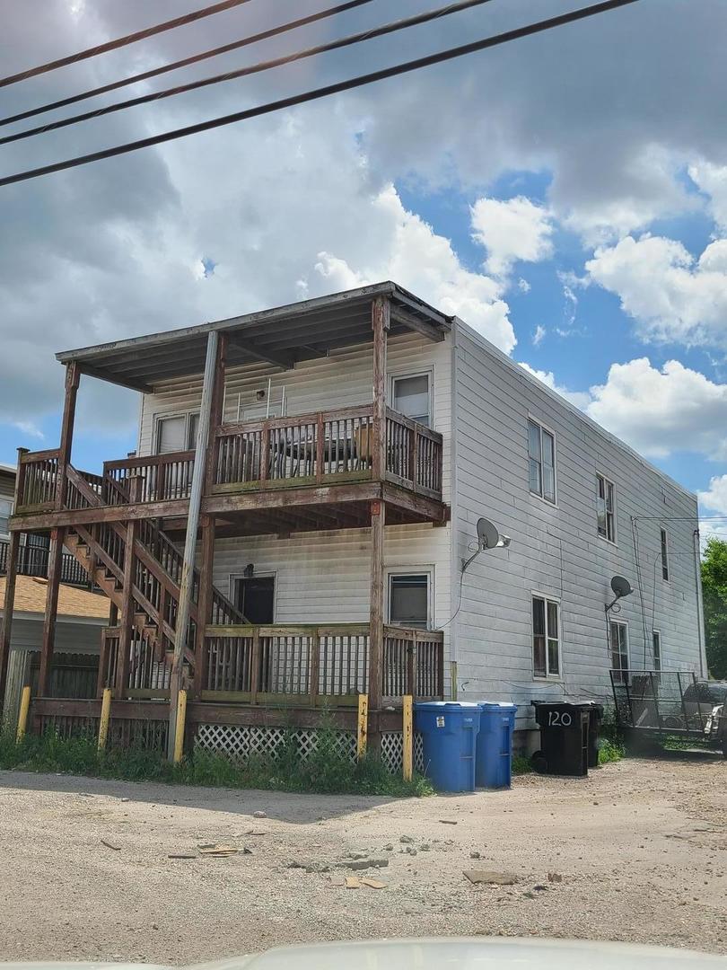 120 E Kensington Avenue