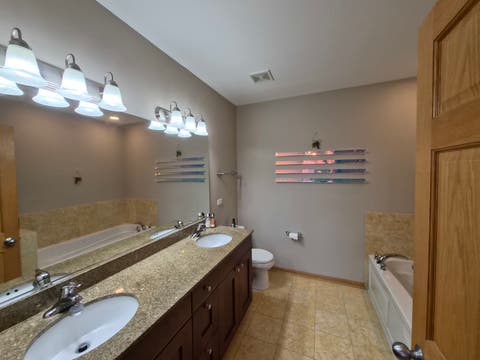 Tiny photo for 3745 S Michigan Avenue #2, Chicago, IL 60653 (MLS # 12736911)