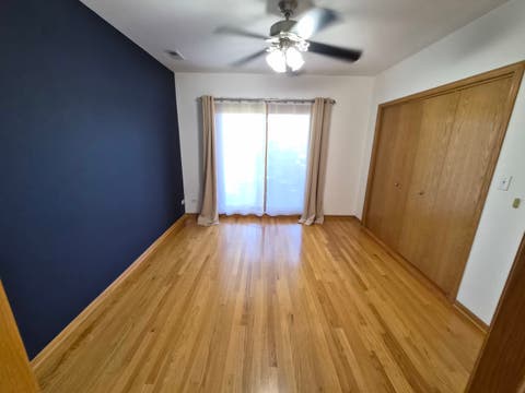 Tiny photo for 3745 S Michigan Avenue #2, Chicago, IL 60653 (MLS # 12736911)