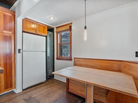 Tiny photo for 825 E Central Park Avenue, Davenport, IA 52803 (MLS # 12582298)