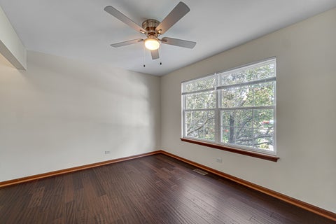 Tiny photo for 15 Berkshire Court, South Elgin, IL 60177 (MLS # 12773334)