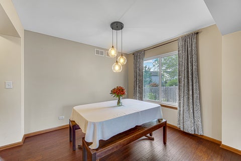 Tiny photo for 15 Berkshire Court, South Elgin, IL 60177 (MLS # 12773334)