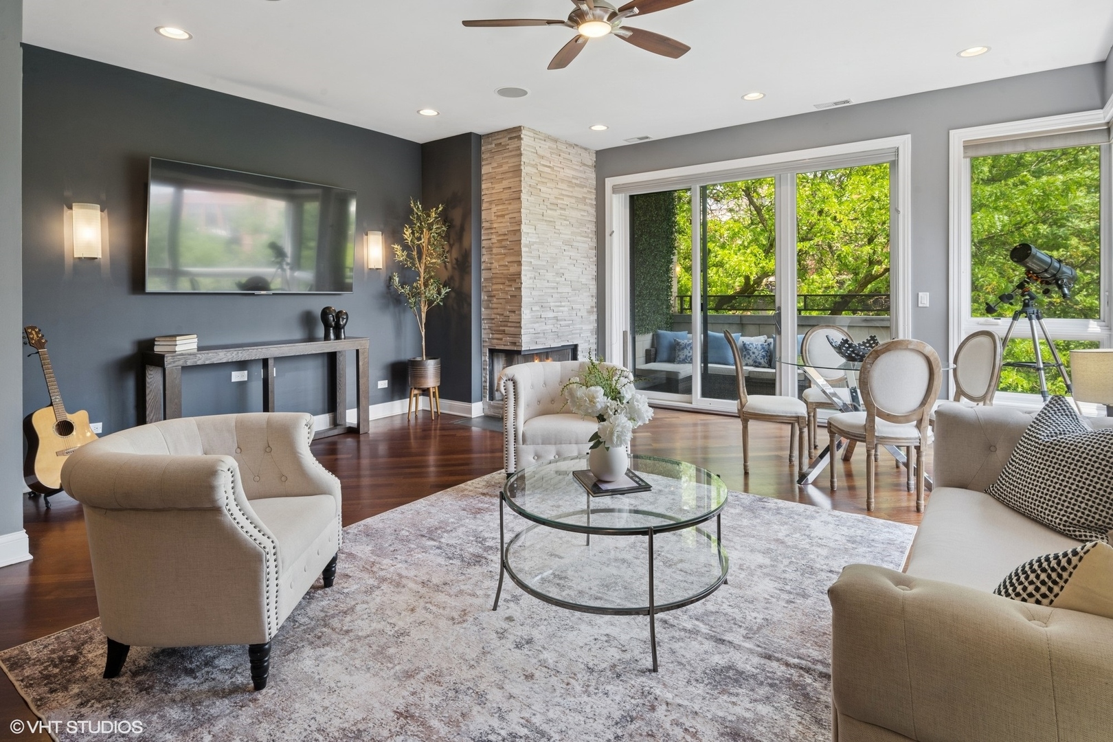 2241 W Wabansia Avenue 401