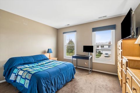 Tiny photo for 405 Caren Drive, Buffalo Grove, IL 60089 (MLS # 12611008)