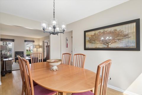 Tiny photo for 405 Caren Drive, Buffalo Grove, IL 60089 (MLS # 12611008)