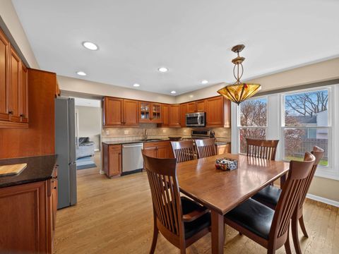 Tiny photo for 405 Caren Drive, Buffalo Grove, IL 60089 (MLS # 12611008)